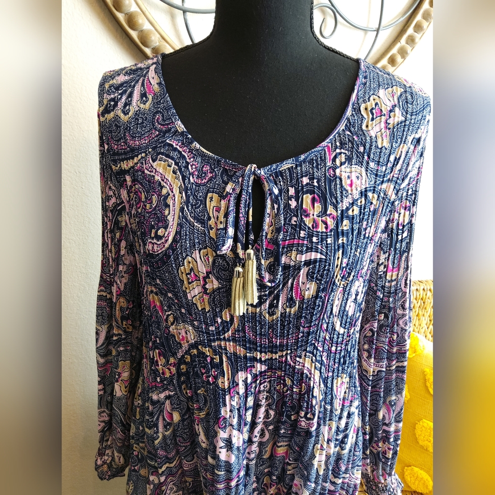 Melissa Paige Navy Paisley Long-Sleeve Peplum Tunic with Tassel Tie - Picture 3 of 10